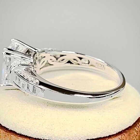 Sterling Silver Clear Emerald Cut CZ Ring New - Picture 12 of 13
